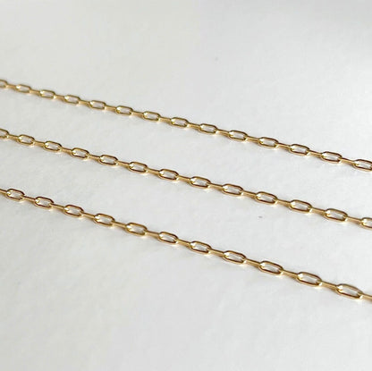 Dainty 18K Gold Filled Paperclip Chain - 2.5x1.5mm - Bulk Jewelry Supply