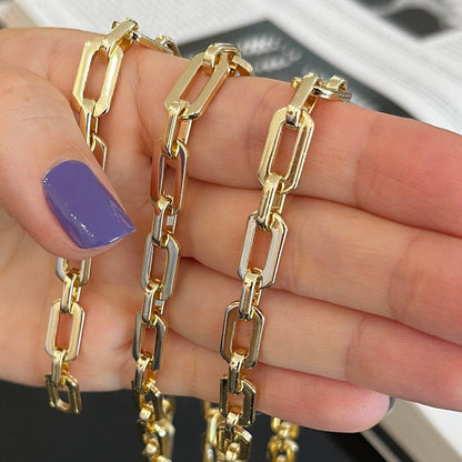 Gold filled hexagonal chain geometric chunky design by the foot
